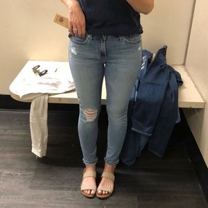Levi’s 711 Skinny Jeans